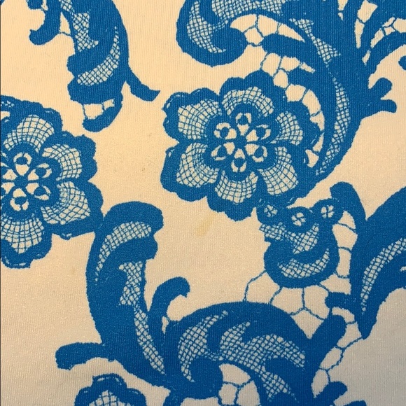 Lululemon Racerback Tank - Picture 4 of 5